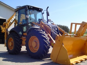 44 120 Case 695ST 003