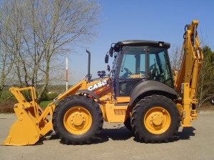 44 120 Case 695ST 004